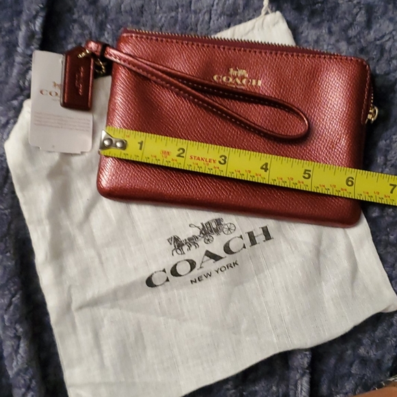 🆕️ Coach Wallet Wristlet - Picture 3 of 5